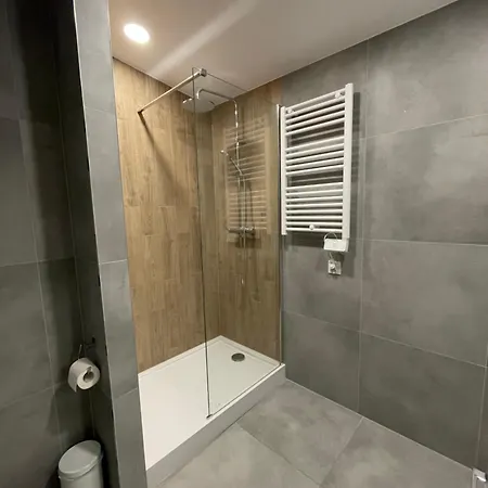 Apartment In The Heart Of *